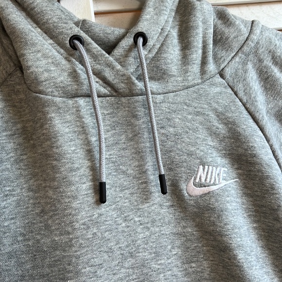 Nike Sweatshirt Dress with pockets!! Like new! - Picture 2 of 6